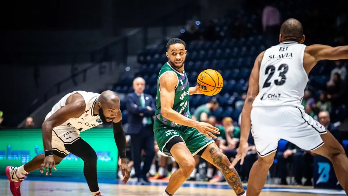 Unicaja gana 63-79 al Pardubice y queda invicto en la BCL