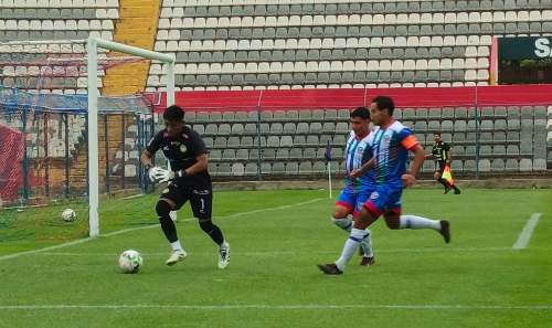 EVZA SUFRIÓ, GANÓ Y CLASIFICÓ
