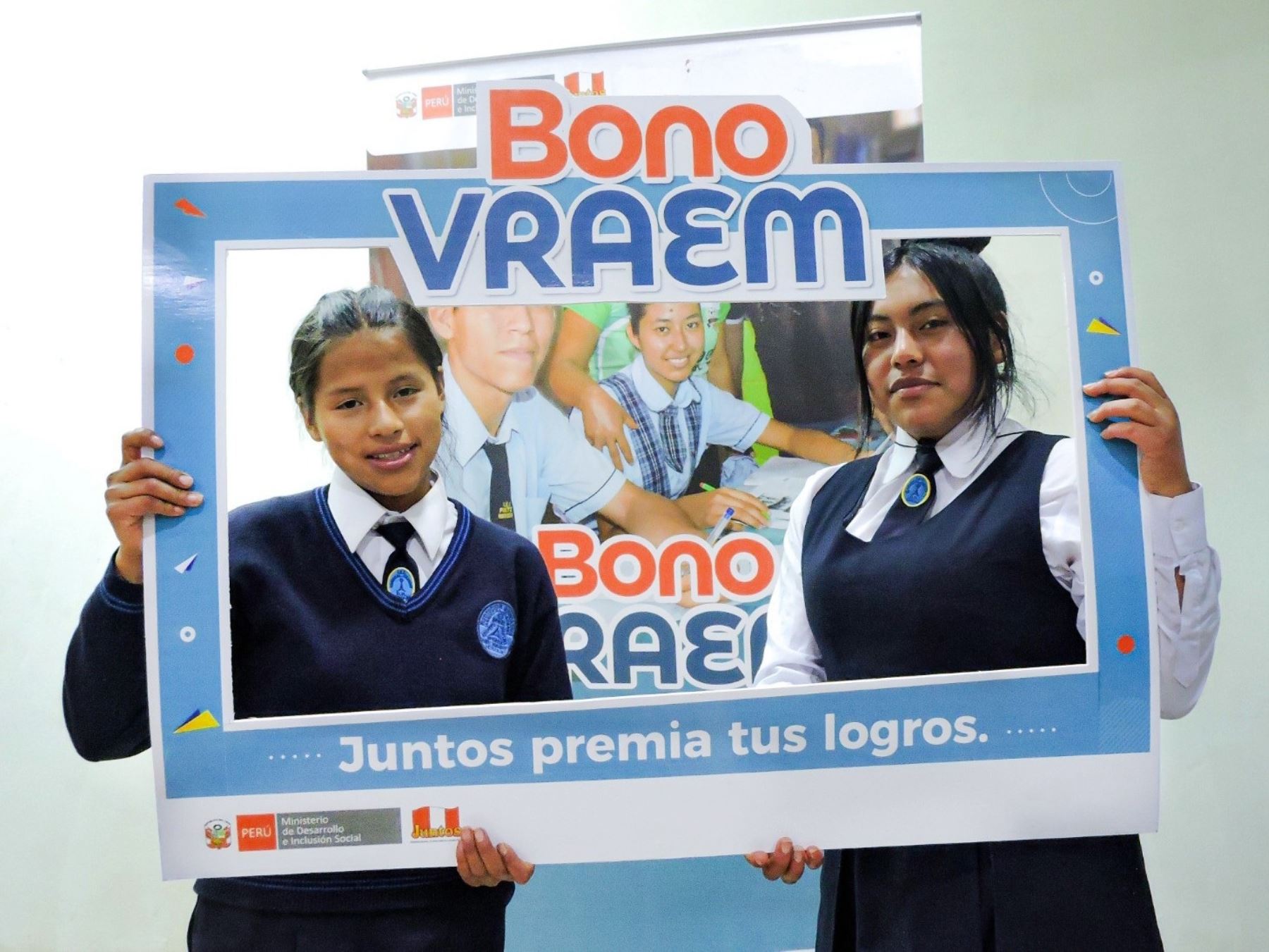 Midis otorga bono extraordinario a familias de 11,601 escolares del Vraem