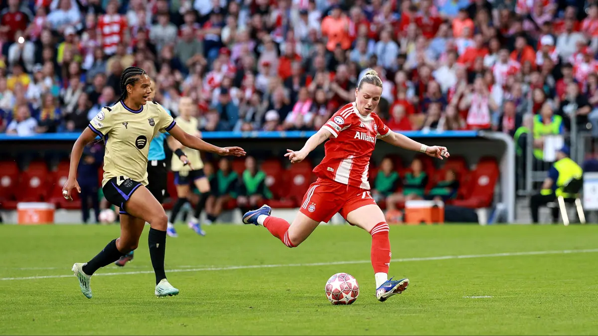 El Barça sigue a Franziska Kett, lateral del Bayern, según Kicker