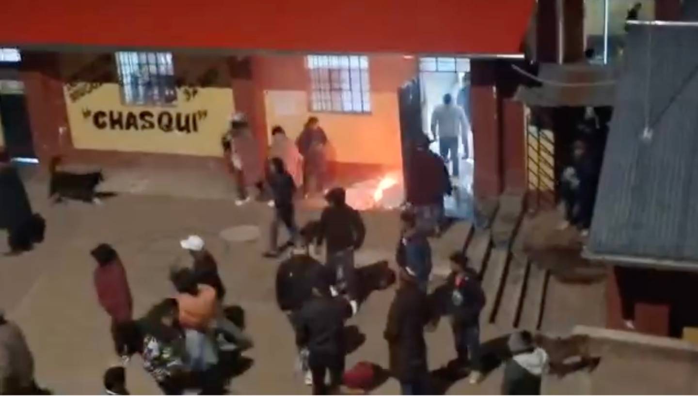 Videos muestran quema de material electoral atribuida a Jacas Chico, sin confirmación oficial