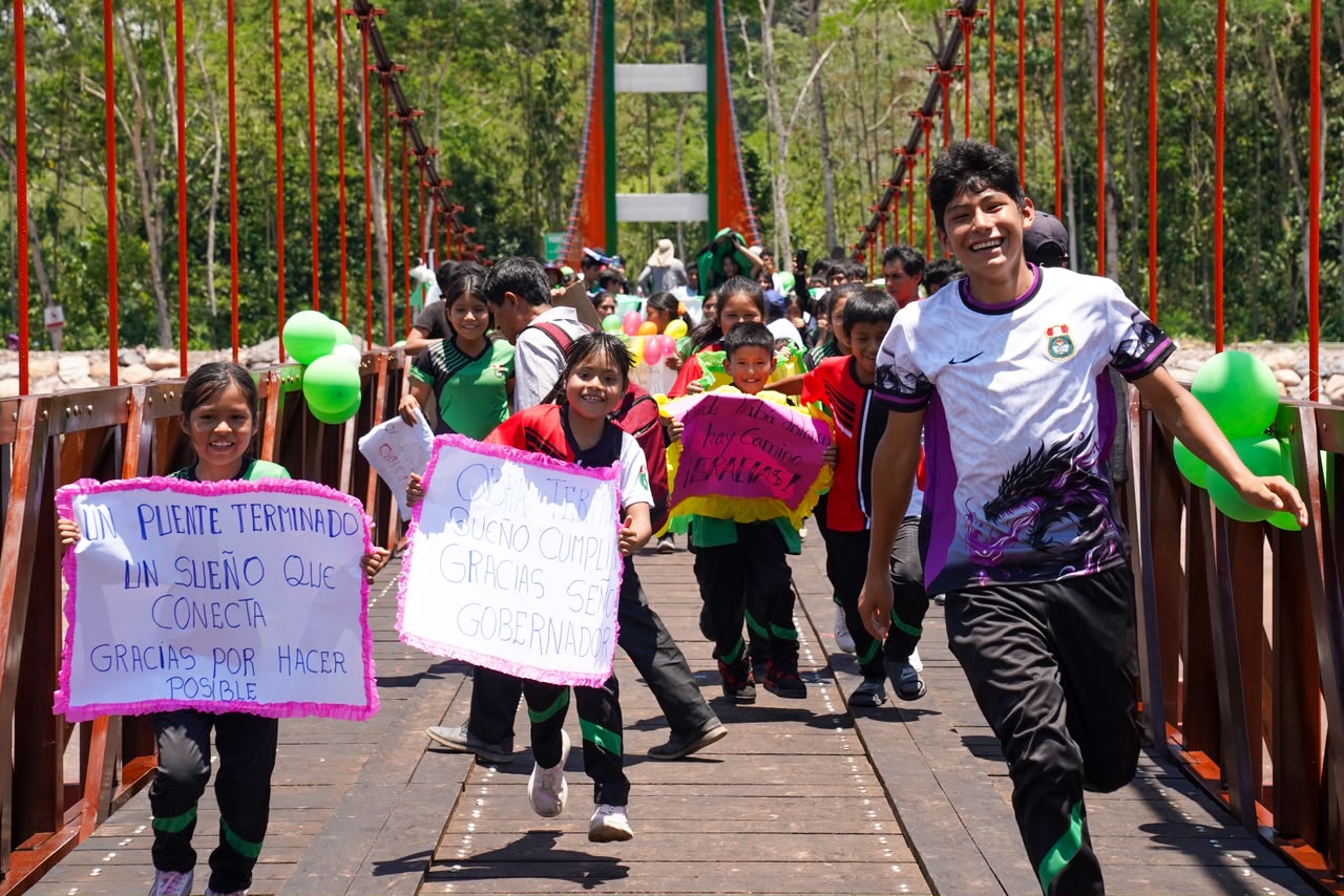Puente Topa es inaugurado en Daniel Alomía Robles con inversión de S/5,2 millones