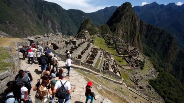 Fiestas Patrias: Gremio de turismo pide a Pedro Castillo declarar feriado el 30 de julio