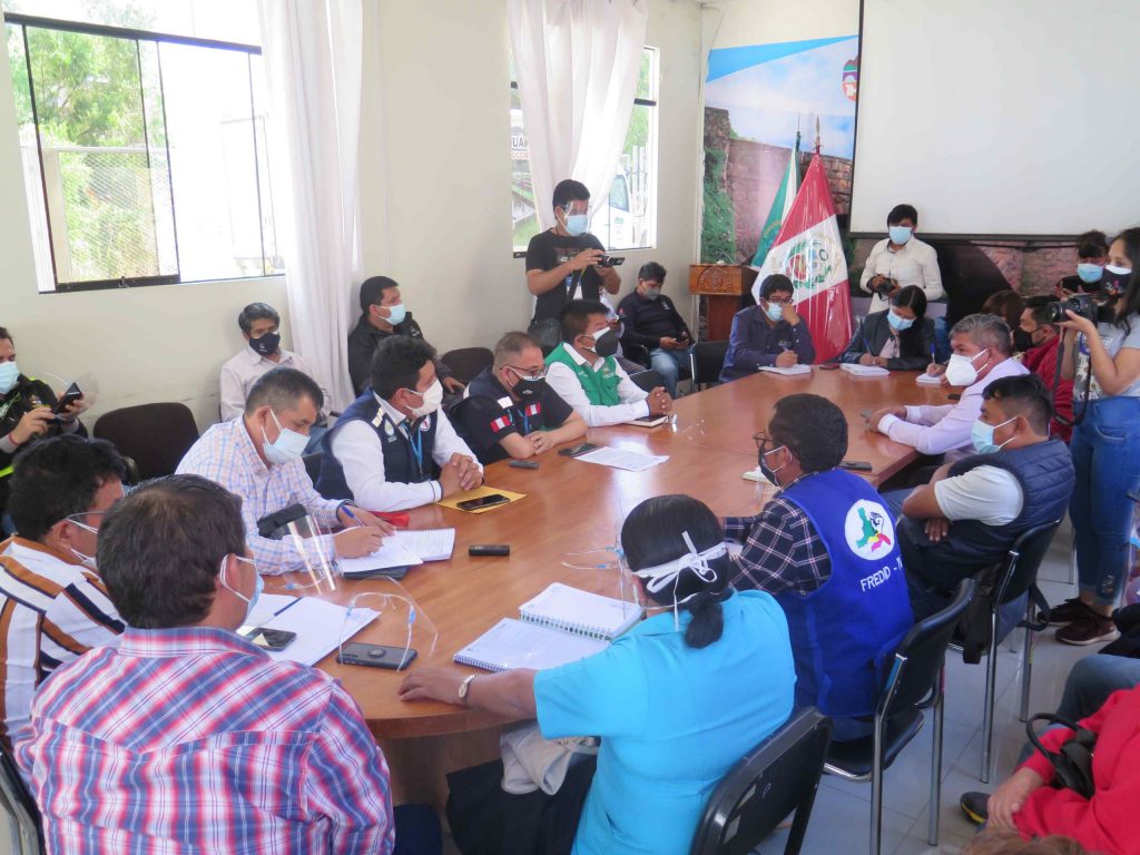 Alcaldes y médicos exigen habilitar segundo piso del nuevo hospital de Tingo María