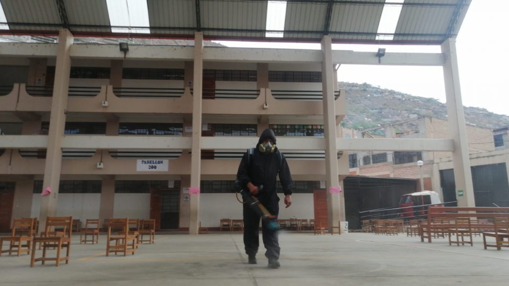 Realizan desinfección de locales de vacunación en la provincia de Huánuco