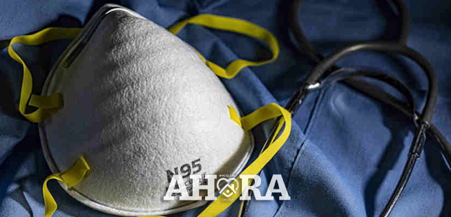 Colegio Médico del Perú recomienda usar mascarilla dentro del hogar.