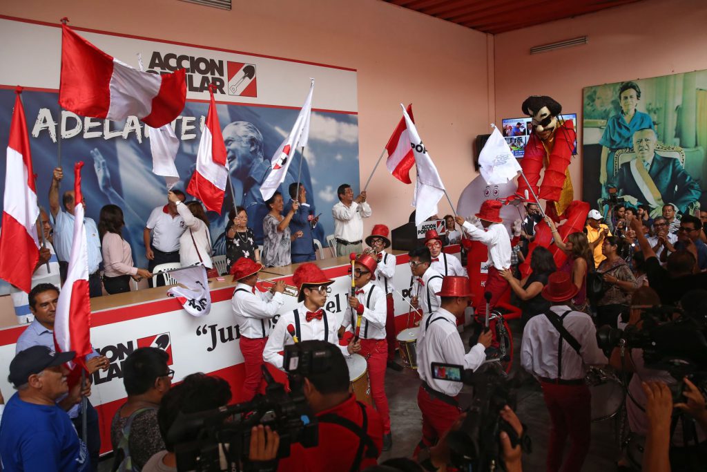 Acción Popular descarta intento de vacancia contra Martín Vizcarra