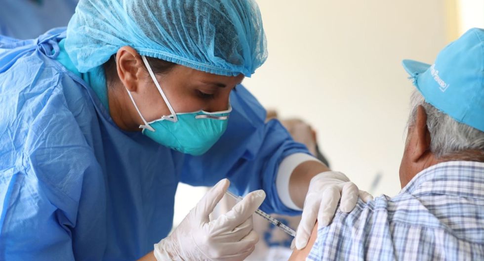 Ensayos de vacuna: a 1 de cada 3 voluntarios se le aplicará placebo