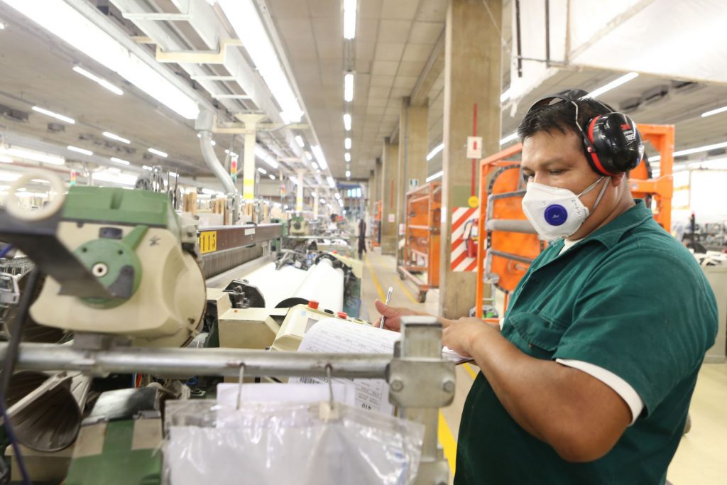 Gobierno trabaja en propuesta para incentivar empleo formal