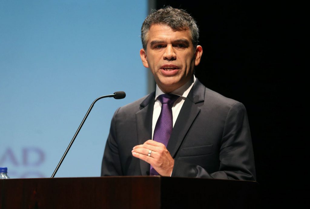 Guzmán: No hay excusa para negar la confianza al Gabinete Martos