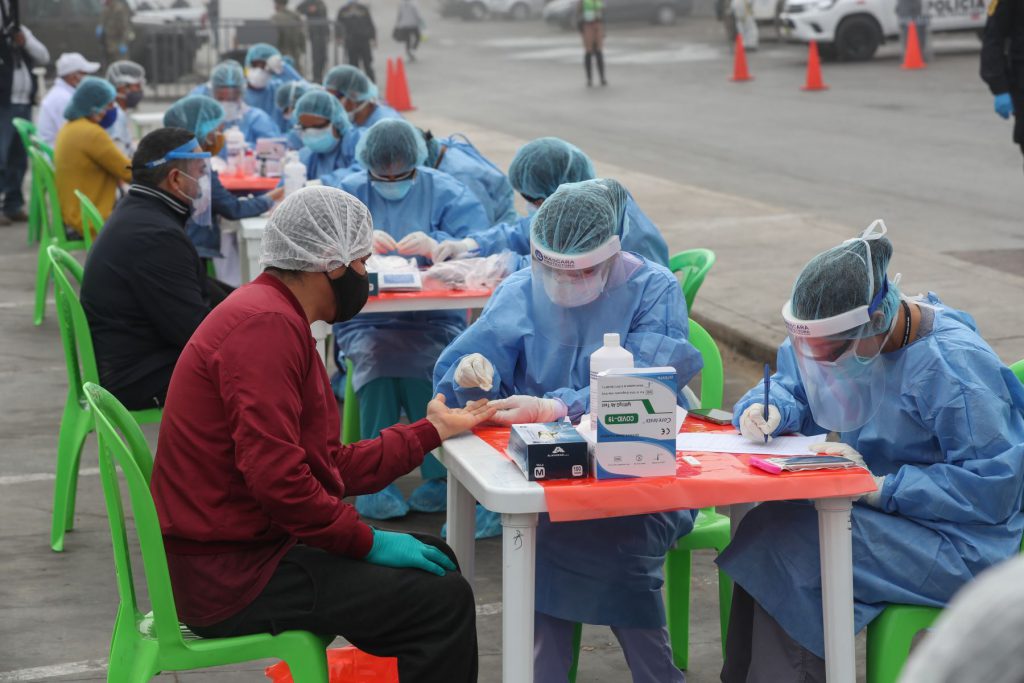 Walter Martos: prioridad de mi gestión es la lucha contra la pandemia