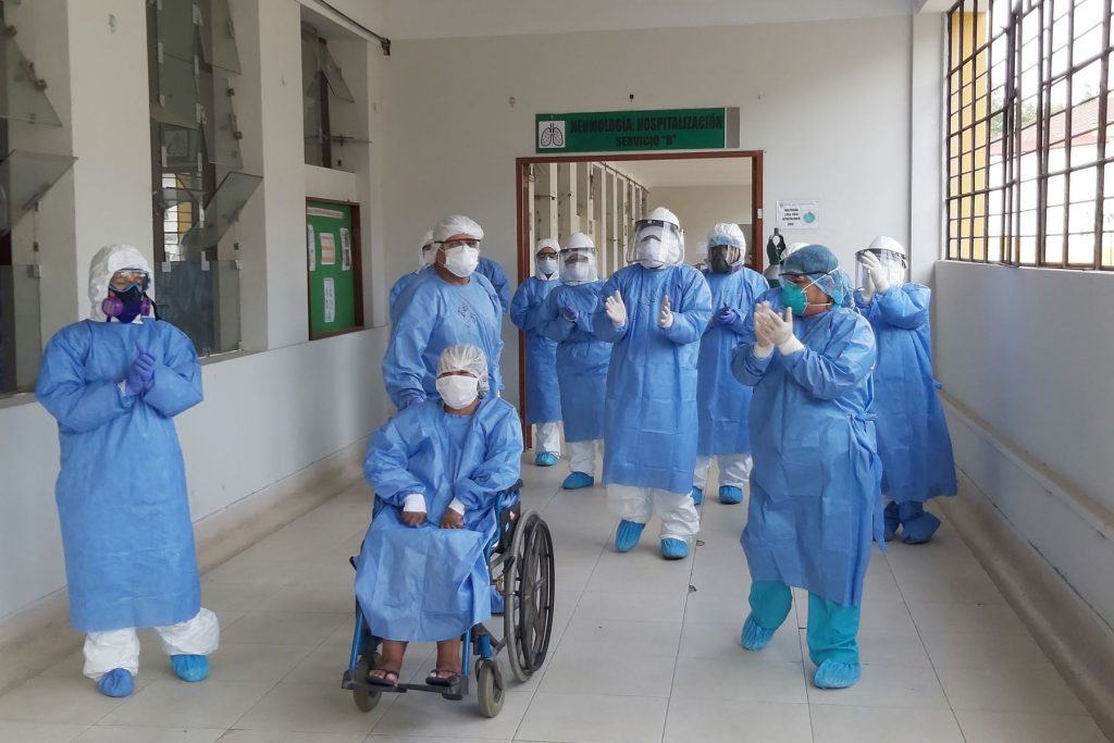 Más de 462 329 personas vencieron al COVID-19 en Perú