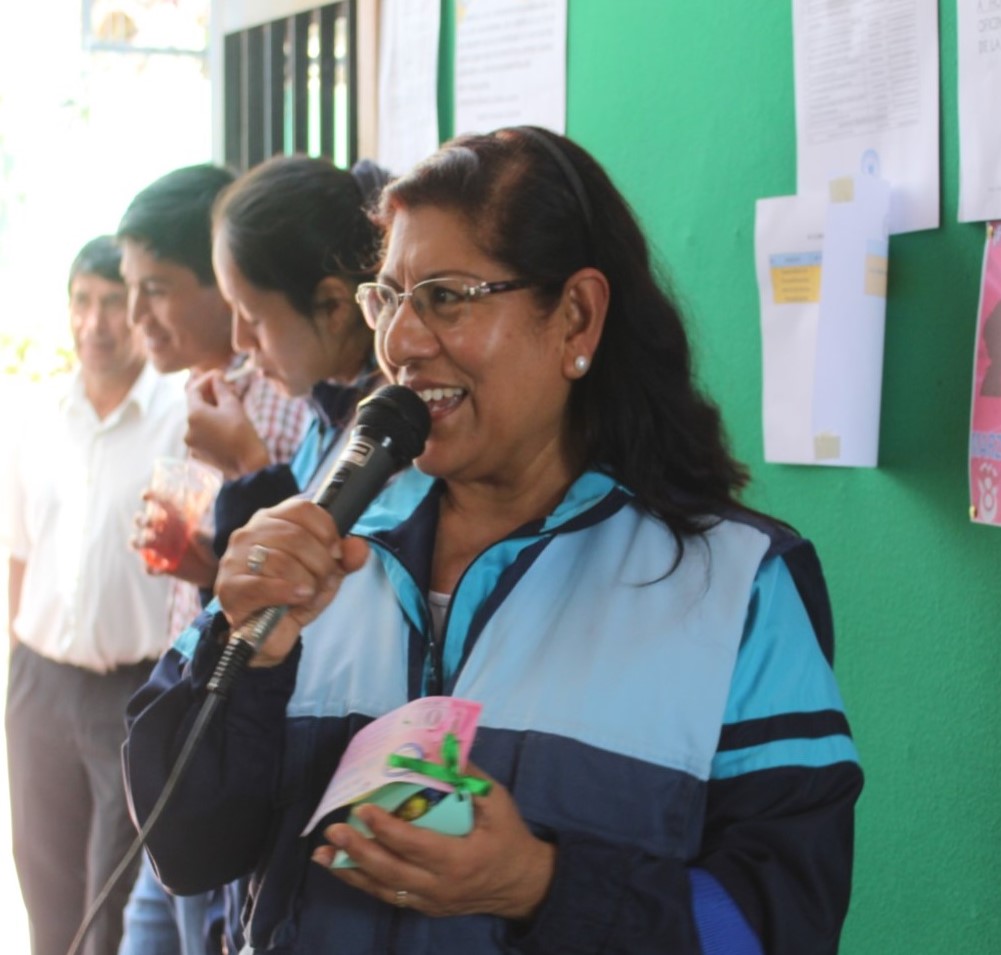 Docentes exigen cambio de directora UGEL