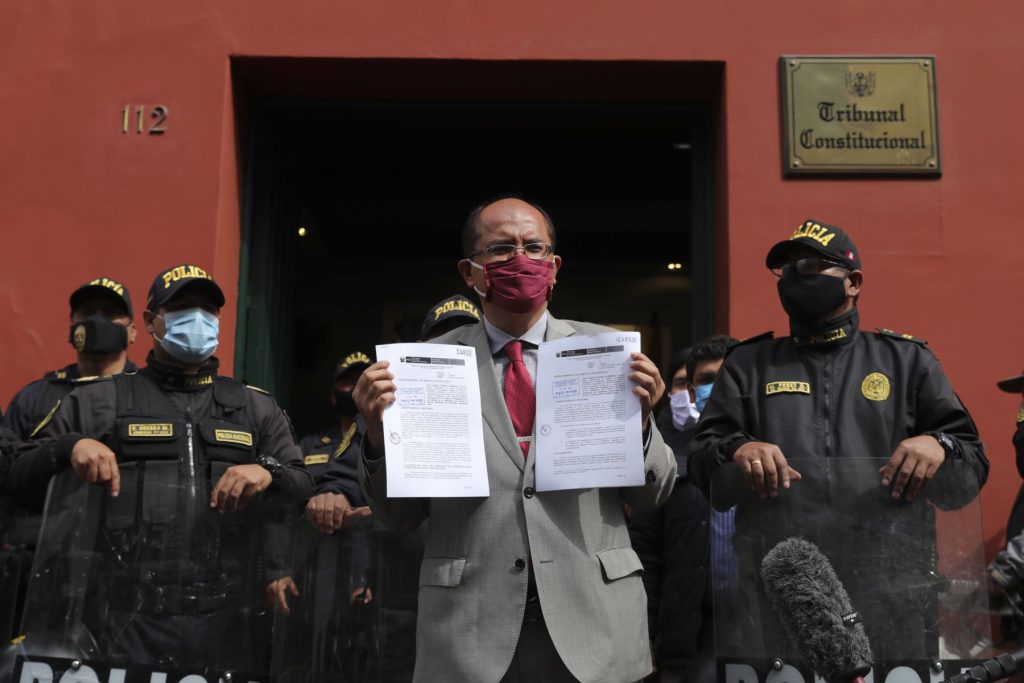 Gobierno presentó ante TC demanda competencial contra moción de vacancia presidencial