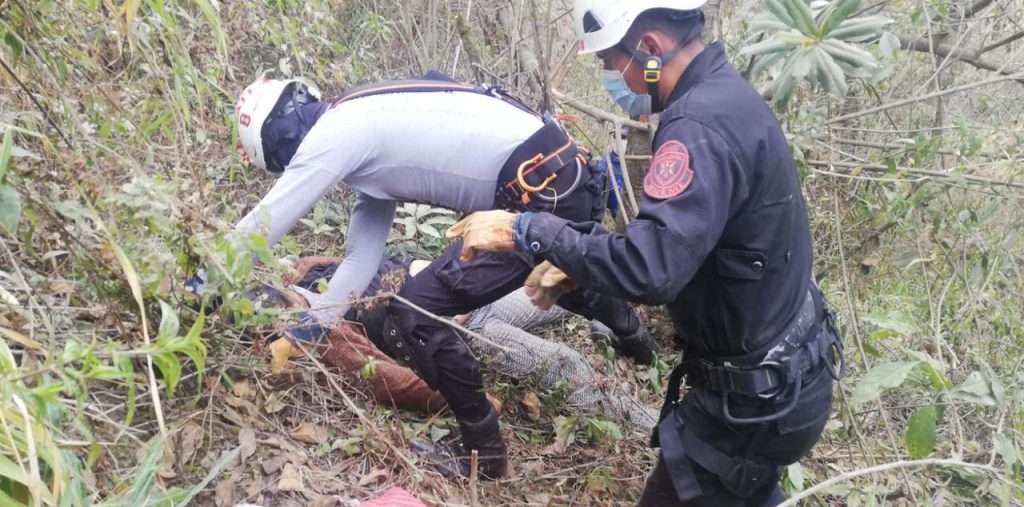 Comerciante muere el despistarse automóvil