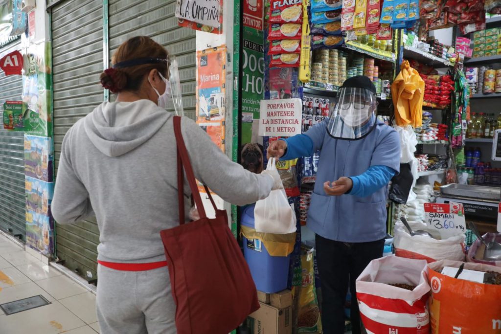 El 47% de los microempresarios peruanos enfrentó la pandemia con sus ahorros