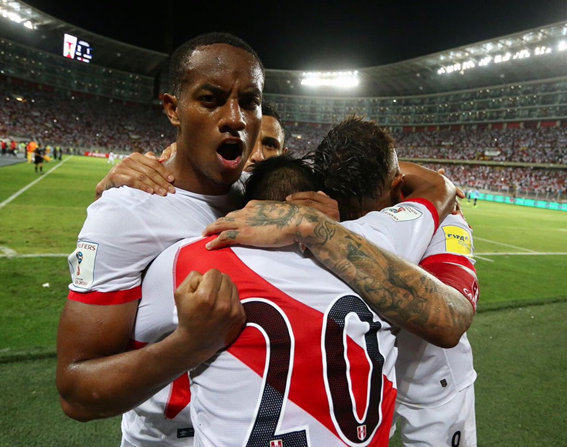 La selección peruana se enfrenta a Paraguay rumbo a Qatar 2022
