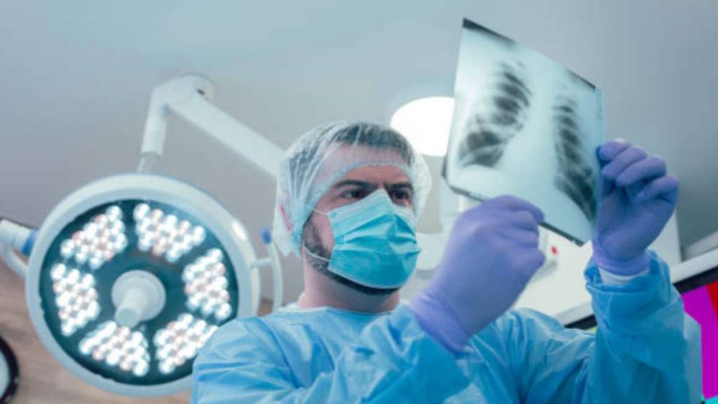 COVID-19: Desarrollan ecógrafo para detectar tempranamente daño causado en los pulmones