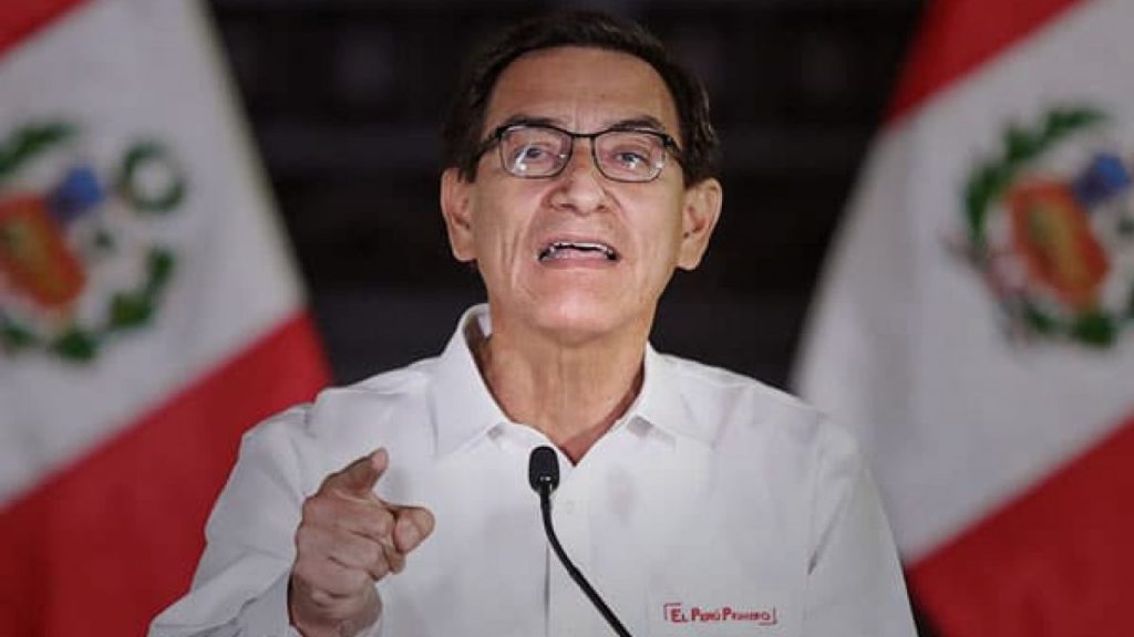 Martín Vizcarra deberá responder unas 60 preguntas si amplían plazo de investigación
