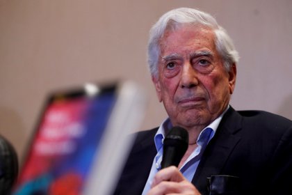 Vargas Llosa sobre golpe de Estado: “El Congreso ha violado la Constitución”