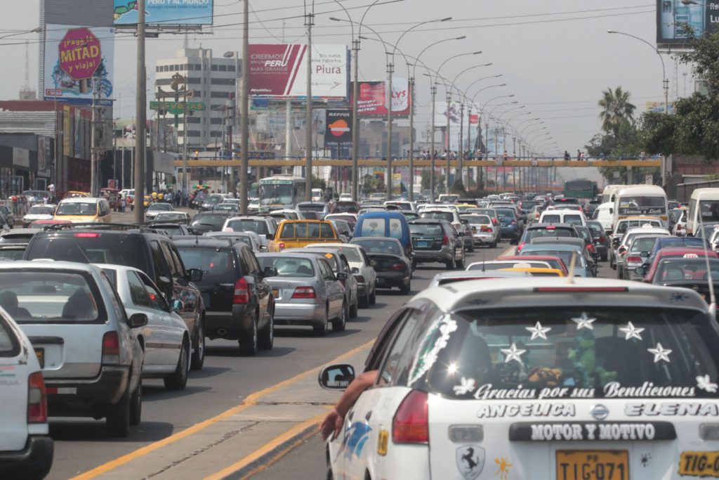 Restricción de autos particulares no tendrá mayor impacto en la transmisión del COVID-19