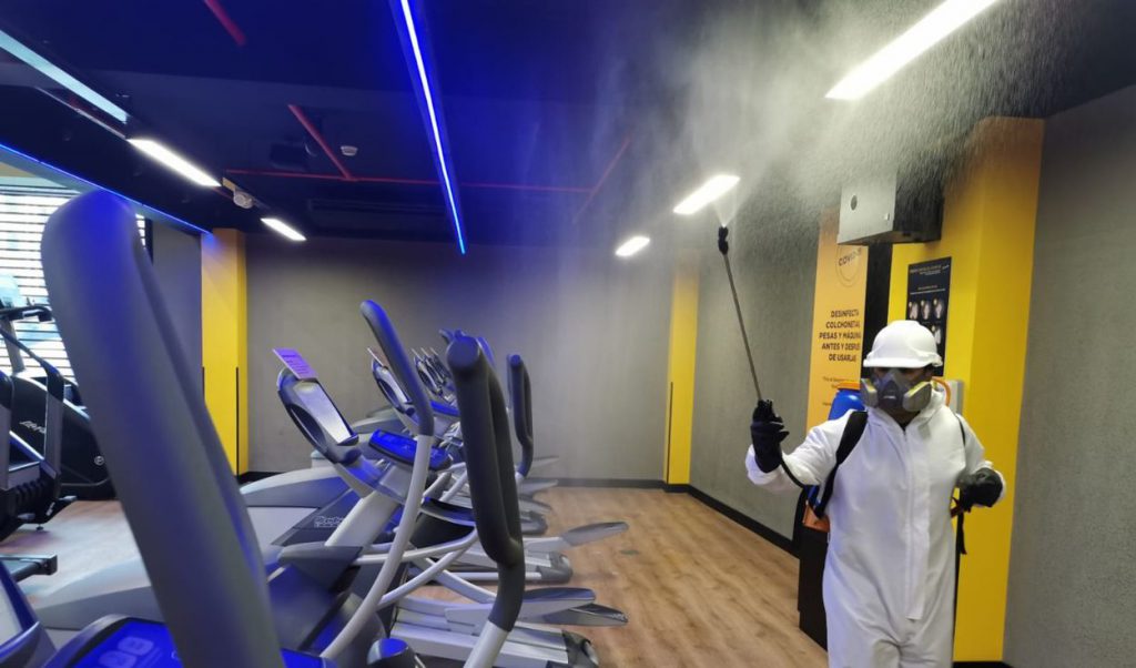 Cines, gimnasios y teatros podrán funcionar con aforo del 40%