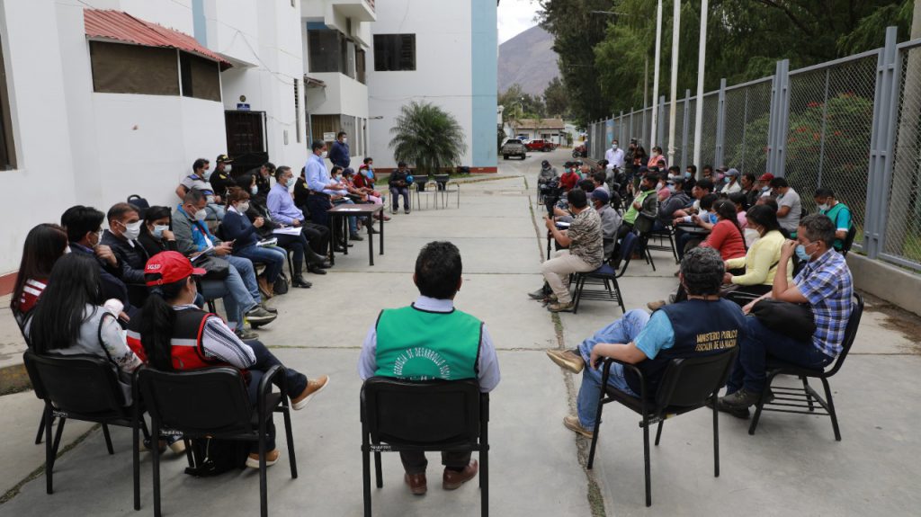 Agricultores manifiestan intención de firmar acta de acuerdos y levantar el paro