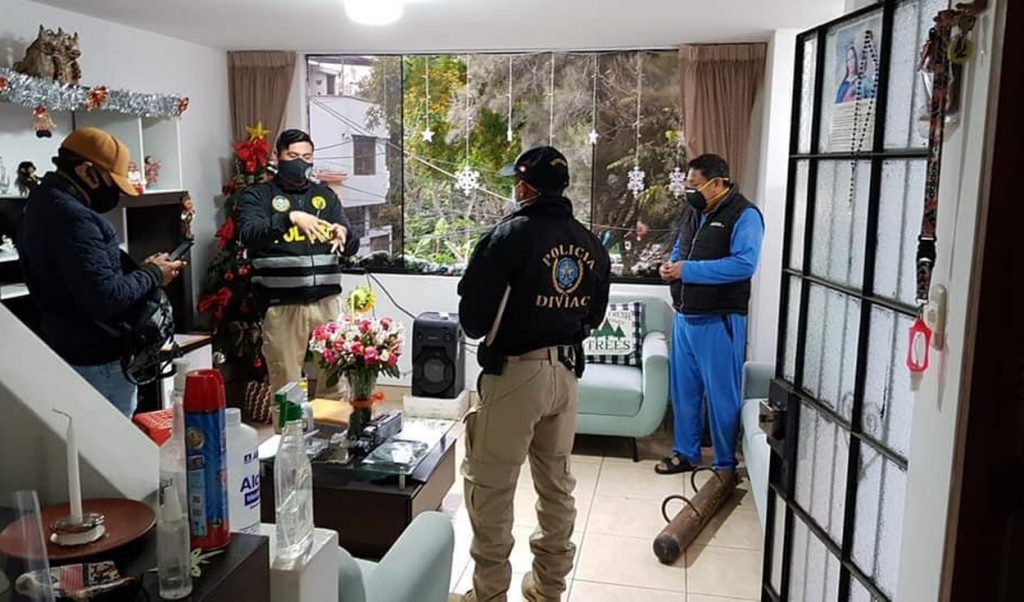 PNP allanó 24 inmuebles vinculados a la compra irregular de productos de bioseguridad