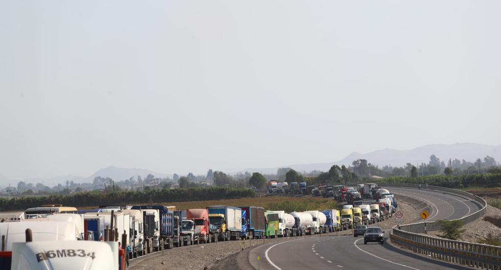 Minsa invoca a manifestantes permitir que cisterna de oxígeno llegue a Ica
