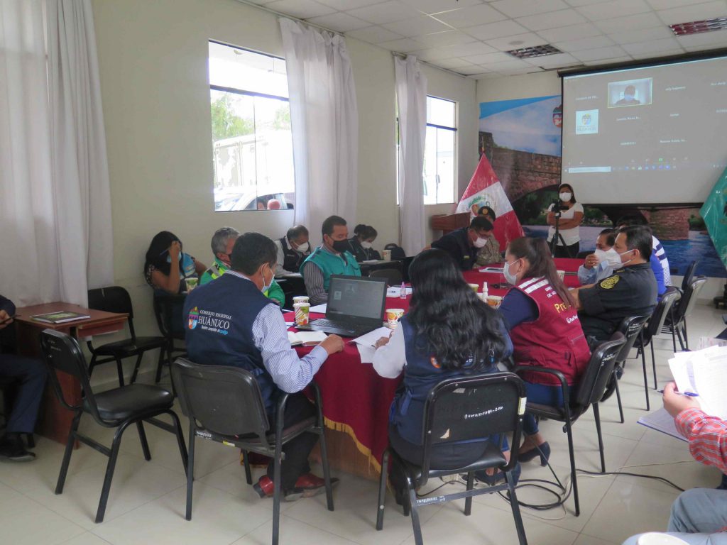 Alcaldes y gobernador pedirán a premier Bermúdez dos plantas de oxígeno