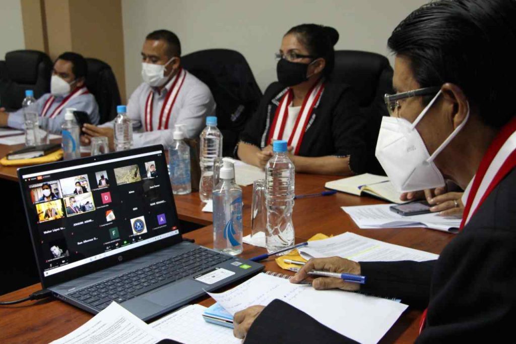 Funcionarios del Gobierno Regional tienen 72 horas para informar sobre el COVID-19