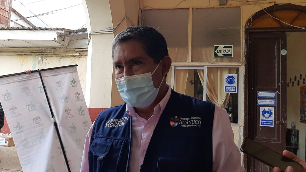 Alvarado pide mayor responsabilidad de los ciudadanos para evitar llegar al confinamiento