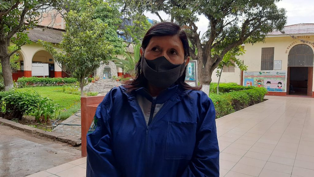 Denuncian que médicos “pelotean” a pacientes que no poseen la prueba COVID