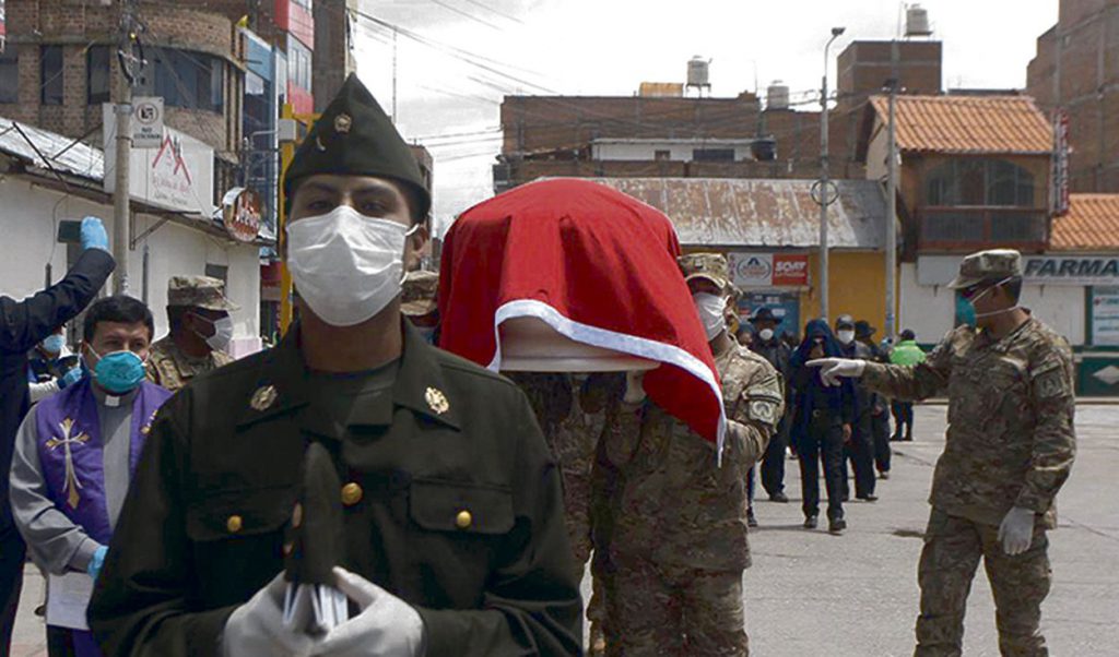 Envían a prisión a médico por presuntamente pedir coima para necropsia