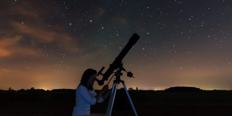 Lanzan clases gratuitas de astronomía para escolares de colegios nacionales
