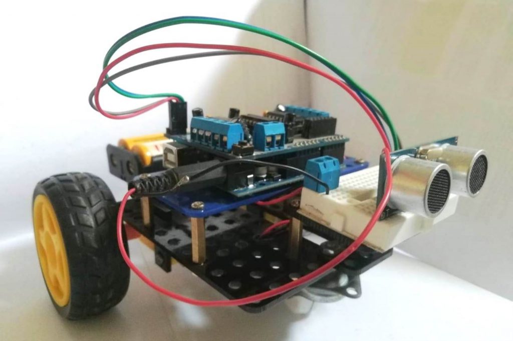 Dictarán clases virtuales de robótica para niños y jóvenes durante cuarentena