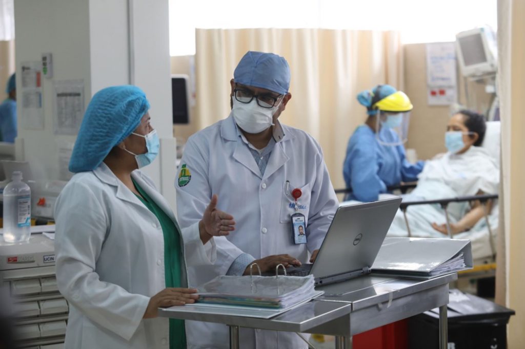 Segunda ola: hay 12 376 personas hospitalizadas por COVID-19 en todo el país