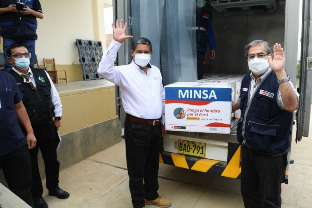 Segundo lote con 6325 vacunas arribó a Huánuco