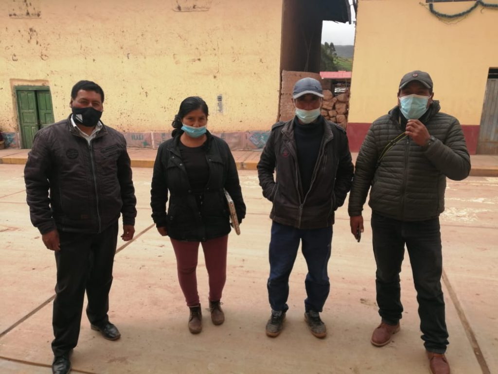 Agente del Banco de la Nación cobra 15 soles a beneficiario de bono