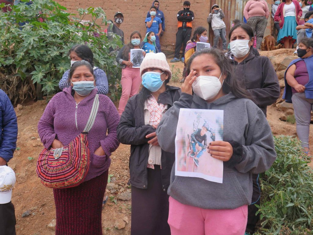 Joven lanzado de puente había viajado a Colombia para comprar ropa