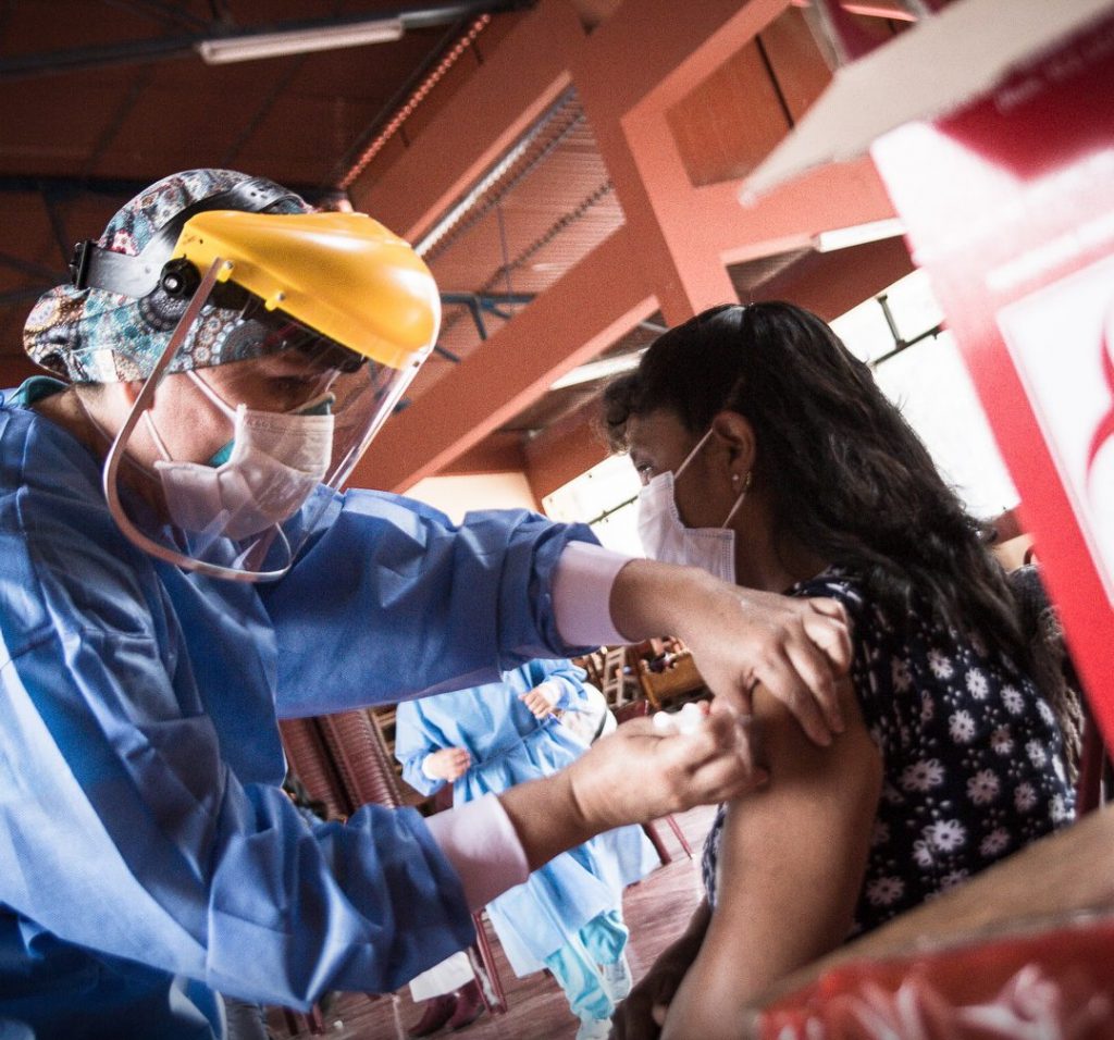 Más 90% del sector salud en Huánuco ya se encuentra vacunado contra el COVID-19