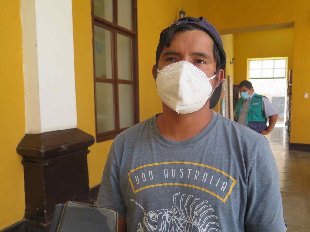 Padre pide ayuda para llevar a Lima a su hijo que sufre de convulsiones