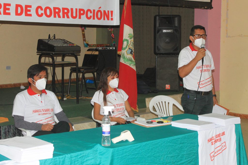 Solo 36% de firmas se recolectaron para revocar a Juan Alvarado