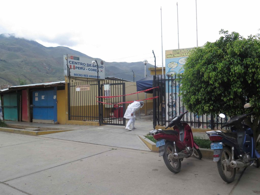 Vacunas contra el COVID-19 provocó mareos y dolor de cabeza