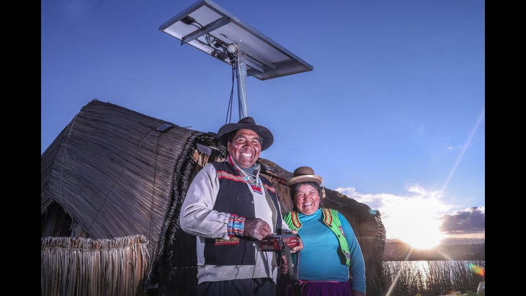 Paneles solares electrificarán viviendas a medio millón de peruanos