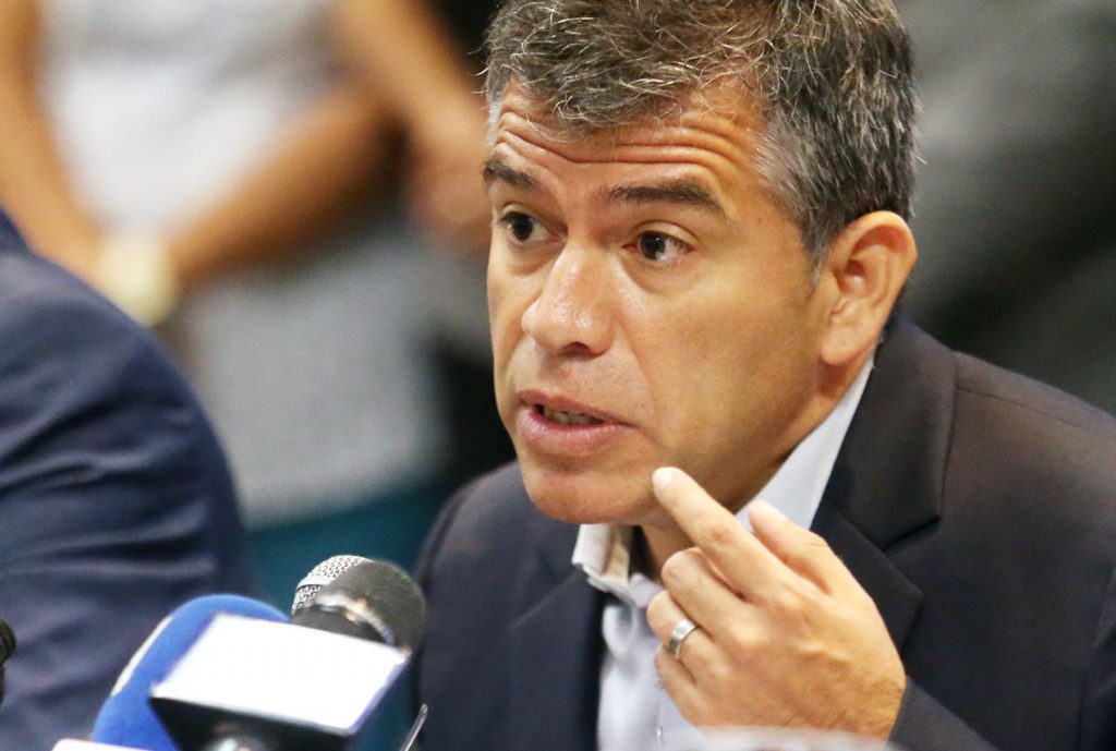 Julio Guzmán sobre propuestas de sus rivales: “Mienten a la gente”