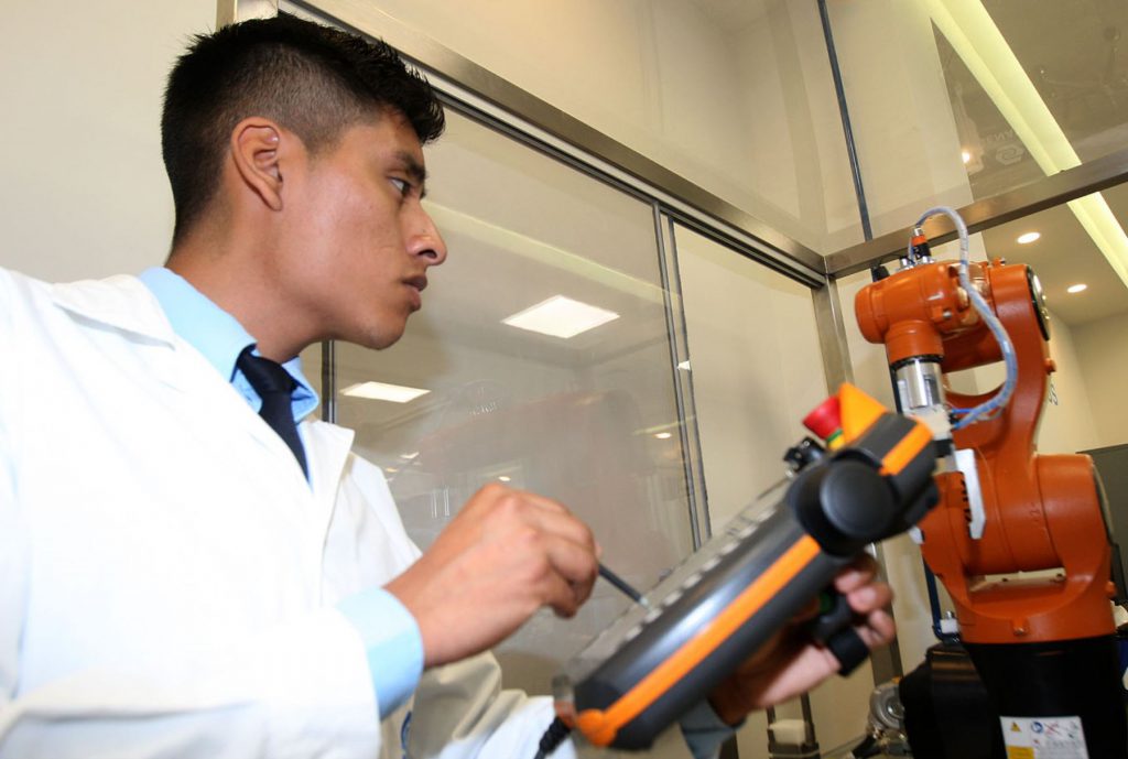 Las 10 carreras técnicas mejor pagadas en el país