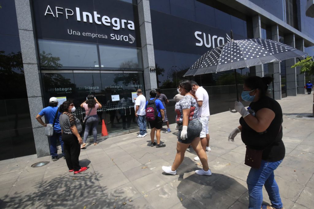 Comisión de Economía aprueba nuevo retiro de hasta 17 600 soles de las AFP