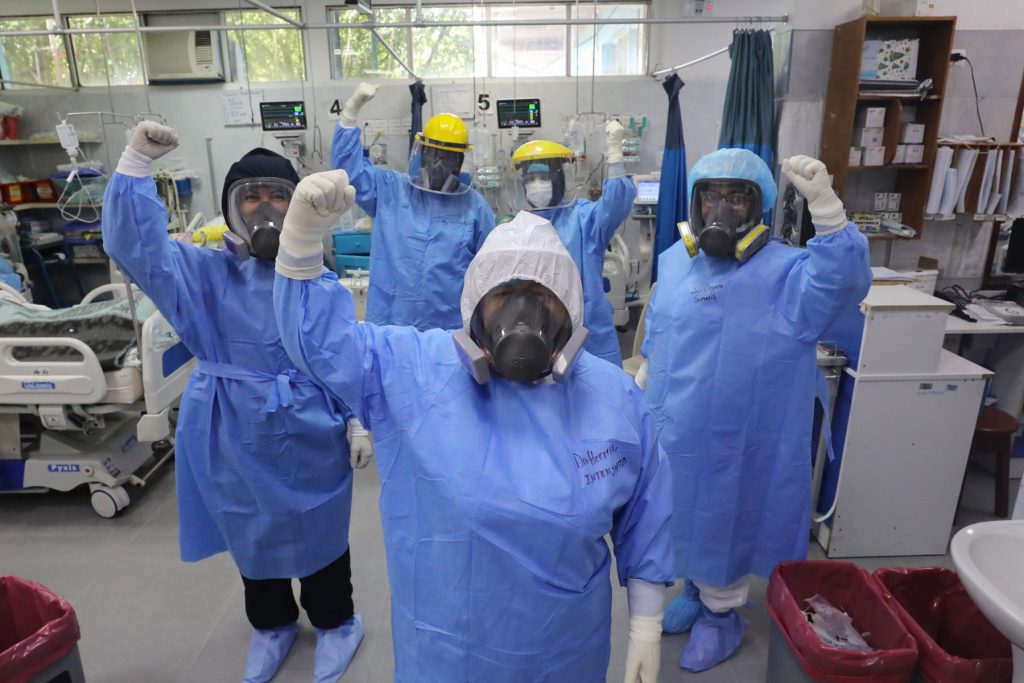 Se ha iniciado una reducción de contagios y fallecidos en el Perú