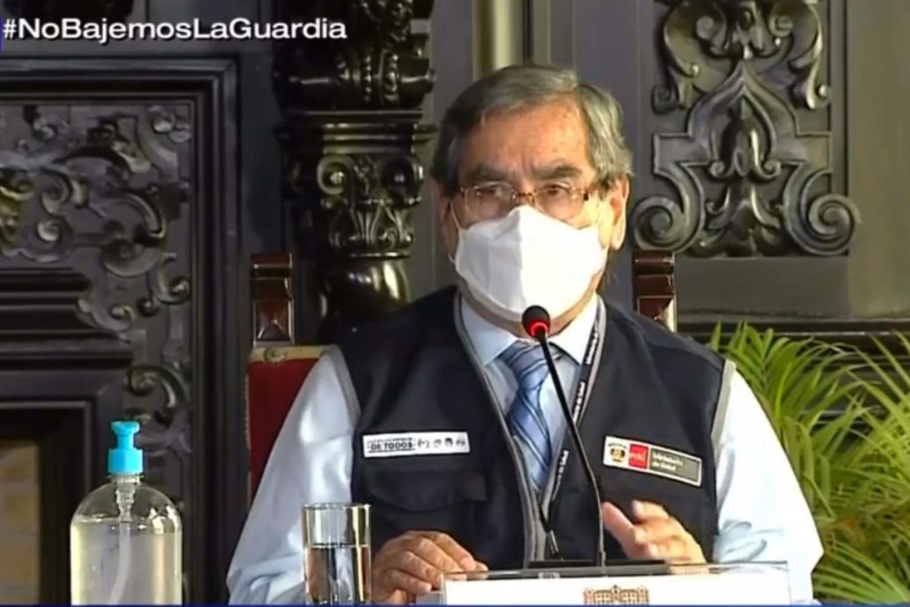 Gobierno estima que en mayo todos los adultos mayores estarían vacunados